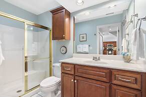 Family Retreat on the Fairways