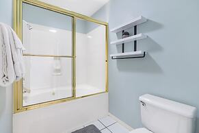 Family Retreat on the Fairways