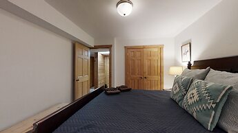 Horsin Around Tennessee