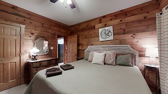 Horsin Around Tennessee