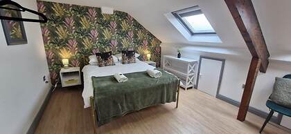LilyRose Hotel