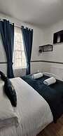 LilyRose Hotel
