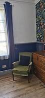 LilyRose Hotel