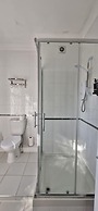 LilyRose Hotel