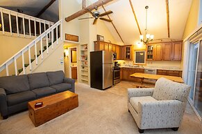 Our Wielgot Tradition 2 Bedroom Cabin by RedAwning