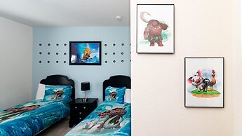 Moana's Hut Miles From World's Best Theme Parks!