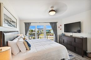 SeaCrest #313 Bright, Airy Coastal Vibes 2 Bedroom Condo by RedAwning