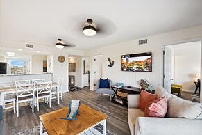 SeaCrest #313 Bright, Airy Coastal Vibes 2 Bedroom Condo by RedAwning