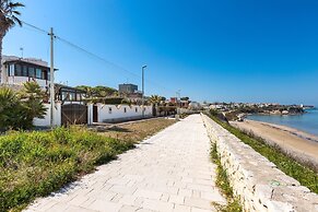 2772 La Casa Bianca by Perle di Puglia