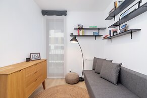 Cracow Lux Apartment by Renters Prestige