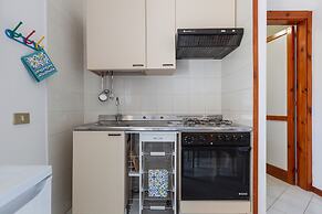 2369 Mono Le Rose by Barbarhouse