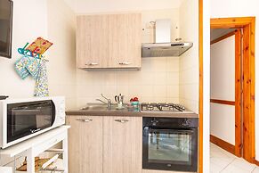 2369 Mono Le Rose by Barbarhouse