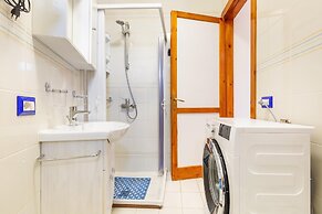 2369 Mono Le Rose by Barbarhouse