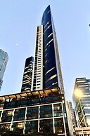 2-BRM Apartment Yarra River View Skyline