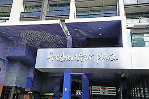 2-BRM Apartment Yarra River View Skyline