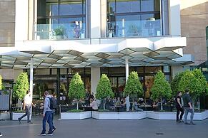 2-BRM Apartment Yarra River View Skyline
