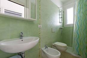 2460 Trilo Damiani by Barbarhouse