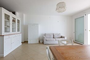 2460 Trilo Damiani by Barbarhouse