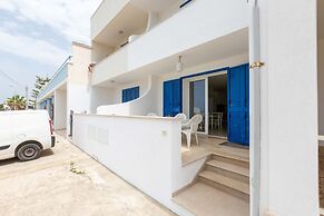 2460 Trilo Damiani by Barbarhouse