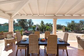 2518 Villa del Cavaliere by Barbarhouse