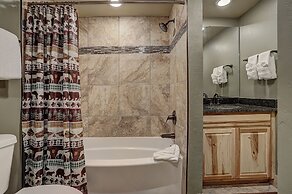 Cm416m 8br Copper Mtn Inn Pet Friendly 8 Bedroom Condo by RedAwning