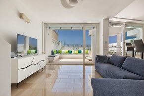 3035 Villa Baia Delle Sirene by Perle di Puglia