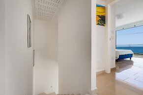 3035 Villa Baia Delle Sirene by Perle di Puglia