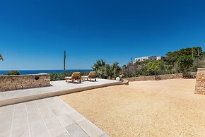 3087 Villa Lodrea by Perle di Puglia