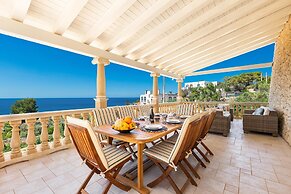 3087 Villa Lodrea by Perle di Puglia