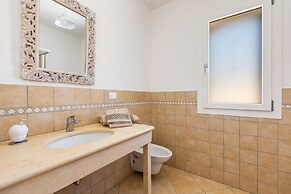 3087 Villa Lodrea by Perle di Puglia