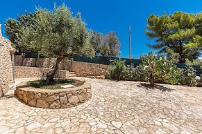 3087 Villa Lodrea by Perle di Puglia