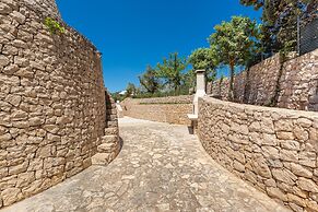 3087 Villa Lodrea by Perle di Puglia