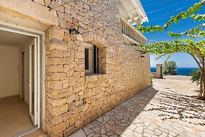 3087 Villa Lodrea by Perle di Puglia