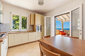 3087 Villa Lodrea by Perle di Puglia