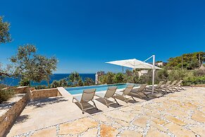 3087 Villa Lodrea by Perle di Puglia