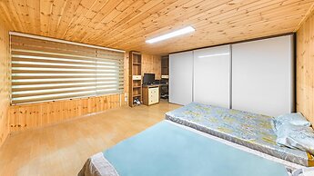 Namyangju Sansokcamping Glamping&caravan