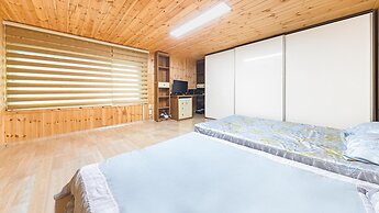 Namyangju Sansokcamping Glamping&caravan