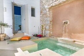 Villa Thita Estate Complex