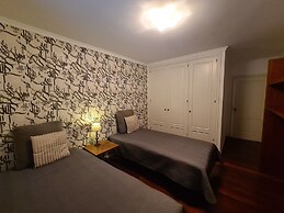 Seaside Escape - 3 Bedroom Apartment Sleeps 6