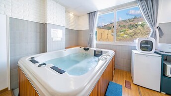 Ganghwa Hi Mom Kids Family Pension Black