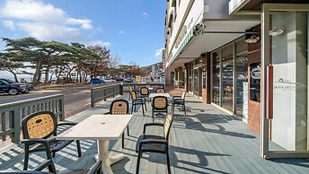 Ganghwa Hi Mom Kids Family Pension Black