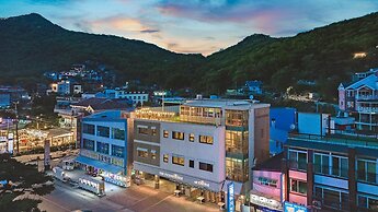 Ganghwa Hi Mom Kids Family Pension Black