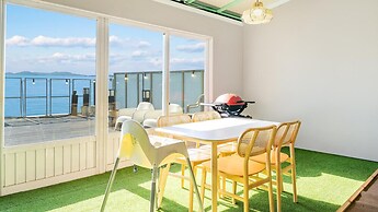 Ganghwa Hi Mom Kids Family Pension Black