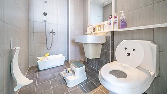 Ganghwa Hi Mom Kids Family Pension Black