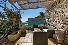 2750 Villa Petra by Barbarhouse