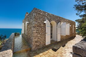 2750 Villa Petra by Barbarhouse