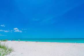 Coquina Beach Club 104 2 Bedroom Condo by RedAwning