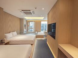 UH Suite Seoul Square