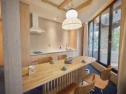 UH Suite Seoul Square