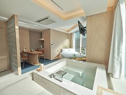 UH Suite Seoul Square